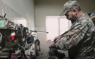 See photo Equipment for technical maintenance of vehicles for military unit A7406 of the Armed Forces of Ukraine