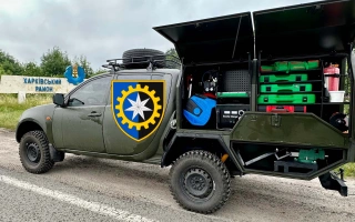 See photo Mobile workshop for the repair of equipment for the 532nd separate repair and restoration regiment of the Armed Forces of Ukraine