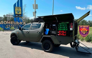 Дивитись фото Переобладнання пікапу в мобільну майстерню для 20 окремого батальйону спец призначення