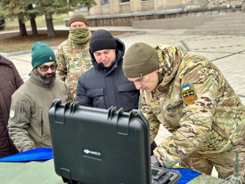 Ще більше фото Дрон Mavic 3T з тепловізором для 401-ого окремого стрілецького батальйону ЗСУ