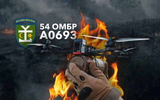Дивитись фото П'ять FPV дронів та аккумуляторів для 54-ої окремої механізованої бригади