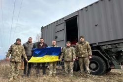 Ще більше фото Передано! Шиномонтажний комплекс на базі контейнеру для 146-го ОРВП