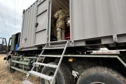 Ще більше фото Передано! Шиномонтажний комплекс на базі контейнеру для 146-го ОРВП
