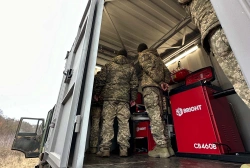 Ще більше фото Передано! Шиномонтажний комплекс на базі контейнеру для 146-го ОРВП