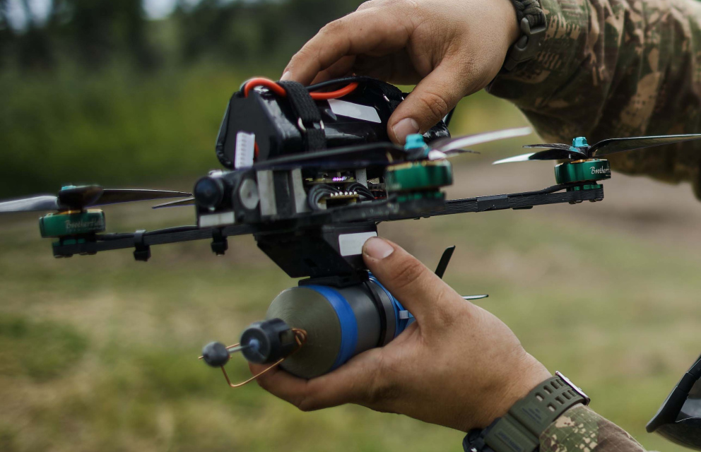 Дивитись фото FPV дрони та аккумулятори для 54-ої окремої механізованої бригади
