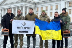 Ще більше фото Передали дві портативні зарядні станції для 22 ОПБр!