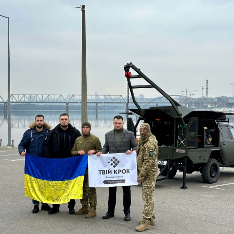 Ще більше фото Мобільна майстерня для ремонту техніки для 31-ої окремої механізованої бригади ЗСУ