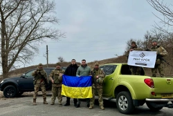 Ще більше фото Передали пікапи для 461-го окремого піхотного батальйону