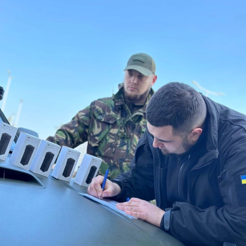 Ще більше фото Дрон Mavic 3, п'ять акумуляторів та зарядна станція для 40-ої окремої артилерійської бригади