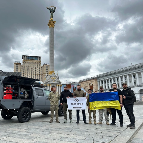 Ще більше фото Мобільна майстерня для ремонту техніки для 1-ого окремого батальйону морскої піхоти військової частини А2777 ЗСУ