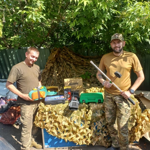 Ще більше фото Інструменти та обладнання для ремонту автотехніки 43 ОМБр роти УБпАК