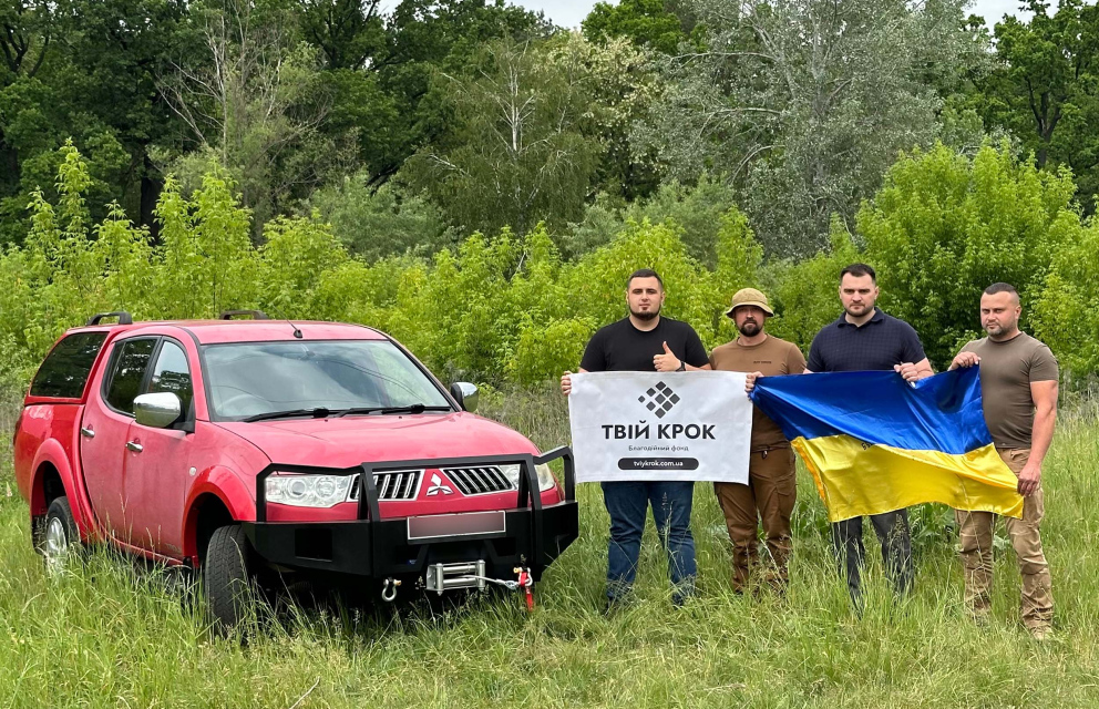 Дивитись фото Посилений повнопривідний пікап вже у 28-ої ОМБр