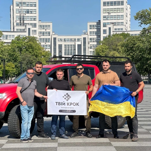 Ще більше фото Пікап для виконання бойових завдань для підрозділу "Ясні Очі" 23-ої ОМБр