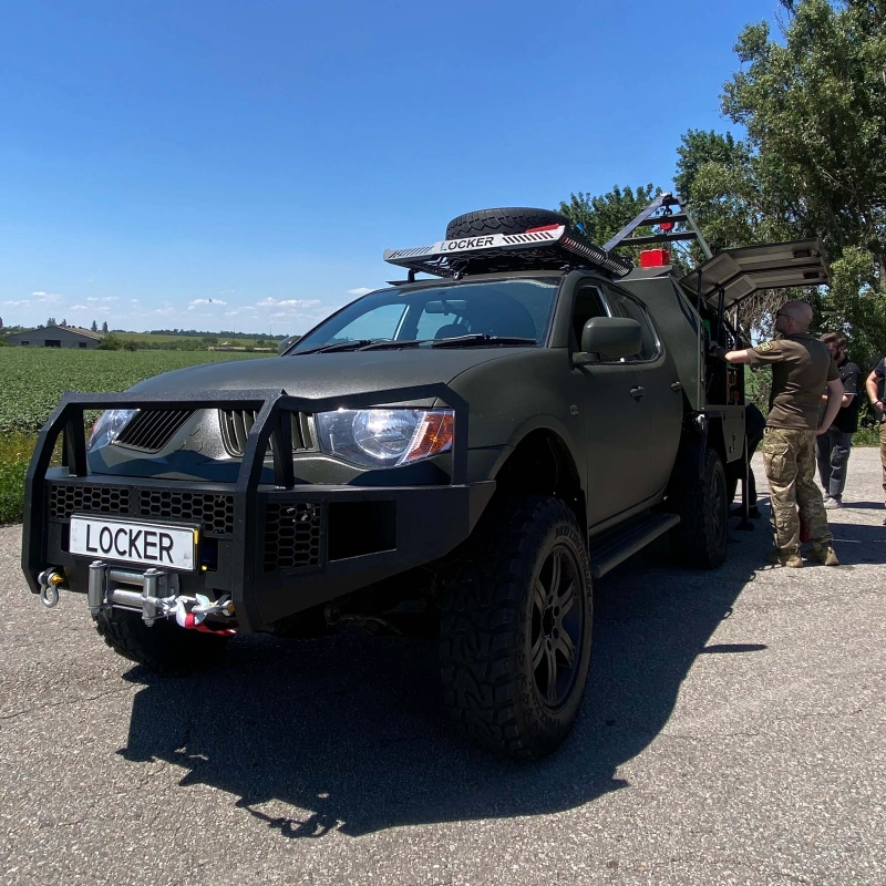 Фото до проекту Locker Mobile Repair Shop for the 92nd Separate Support Battalion 6