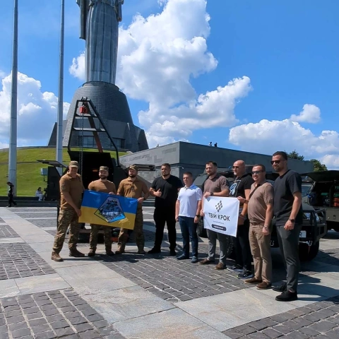 Ще більше фото Три мобільні майстерні Locker для 3-ої бригади оперативного призначення НГУ