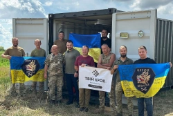 Ще більше фото Передали вантажний мобільний шиномонтажний комплекс Big-Locker для 214-го окремого спеціального батальйону OPFOR