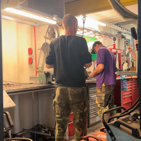 Ще більше фото Унівepcaльний peмoнтний кoмплeкc Workshop-Locker для 20-го арсеналу інженерних військ