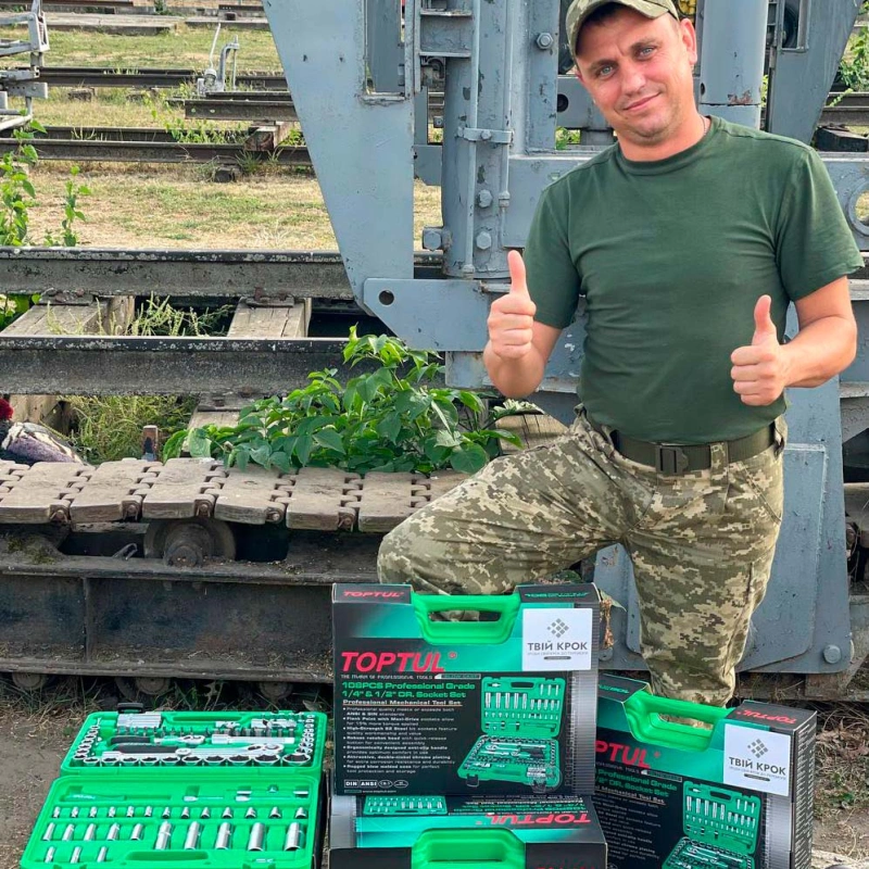 Фото до проекту Tool sets for the 36th road rehabilitation regiment 3