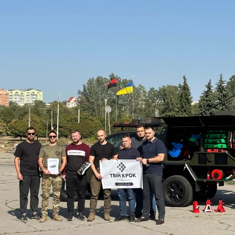 Ще більше фото Мобільна майстерня для ремонту техніки для 80-ої окремої десантно-штурмової бригади