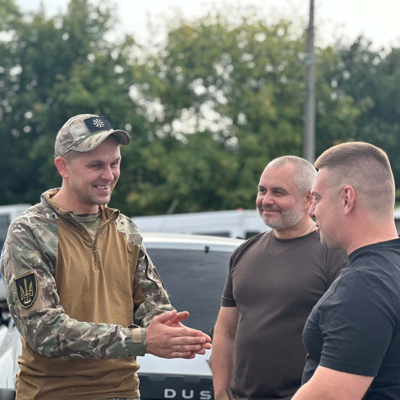Фото до проекту Tools for the 188th command and intelligence center 4