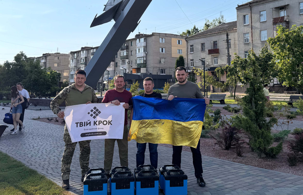 Дивитись фото Потужні зарядні станції вже у 141-ої окремої піхотної бригади ЗСУ
