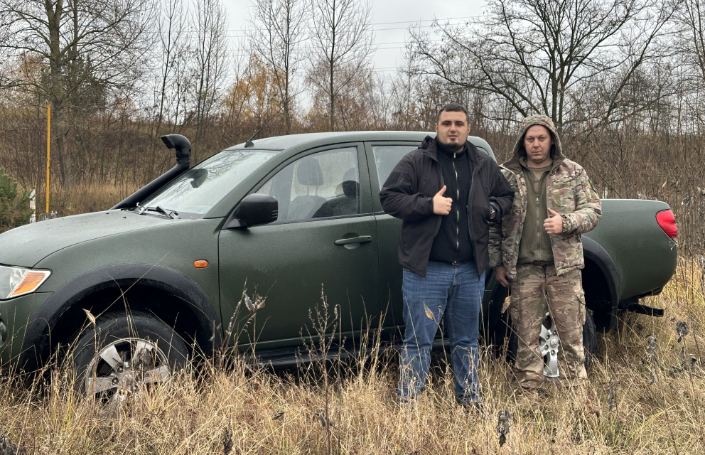 Дивитись фото Один пікап вже у 501-го окремого батальйону морської піхоти