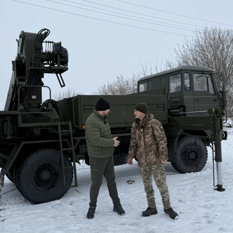 Ще більше фото Вантажівка DAF з маніпулятором для 92 ОШБр ім. Івана Сірка