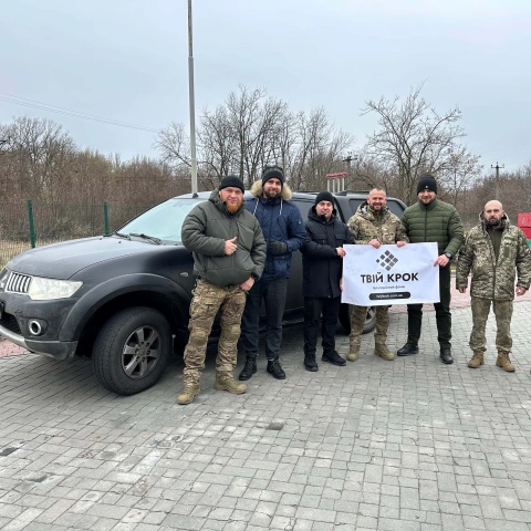 Ще більше фото Пікап для виконання бойових завдань для спецпідрозділу Kraken
