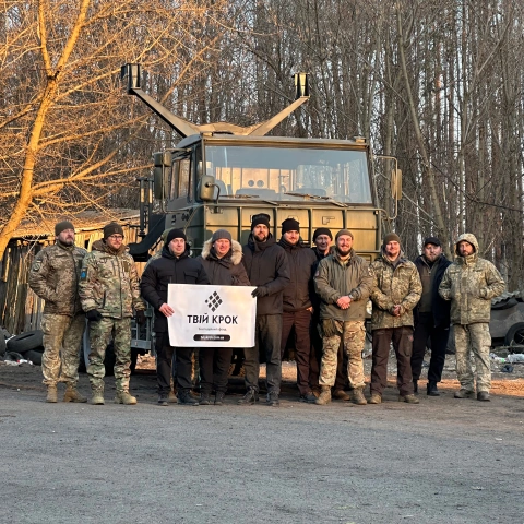 Ще більше фото Вантажівка з системою мультиліфт для контейнерів для 63-ої окремої механізованої бригади