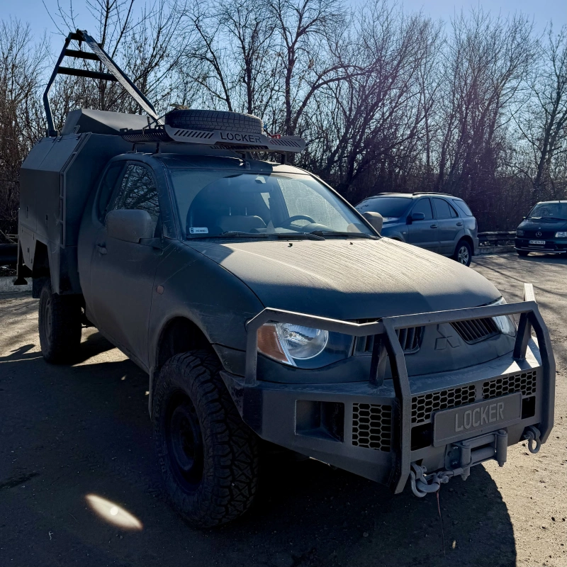 Фото до проекту Mobile workshop Locker for the repair of equipment for the 1st separate assault battalion "Da Vinci" 3