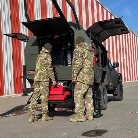 Ще більше фото Мобільна майстерня Locker для ремонту техніки для 92 ОШБр імені Івана Сірка