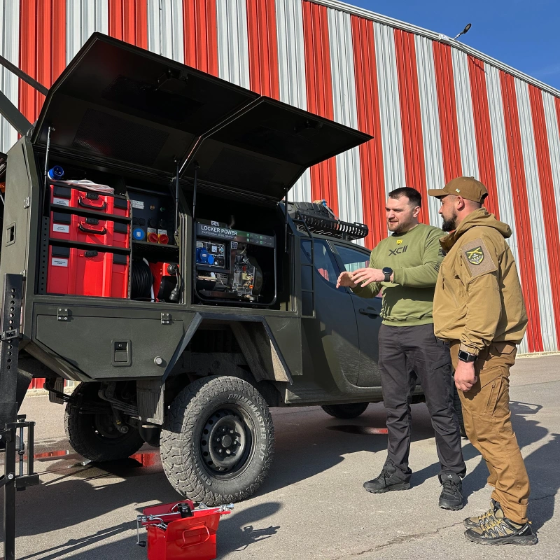 Фото до проекту Locker mobile workshop for repair of equipment for 92 OShBr named after Ivan Sirko 4