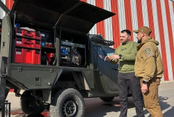 Ще більше фото Передали мобільну майстерню Locker до підрозділу розвідки 92-ї ОШБр