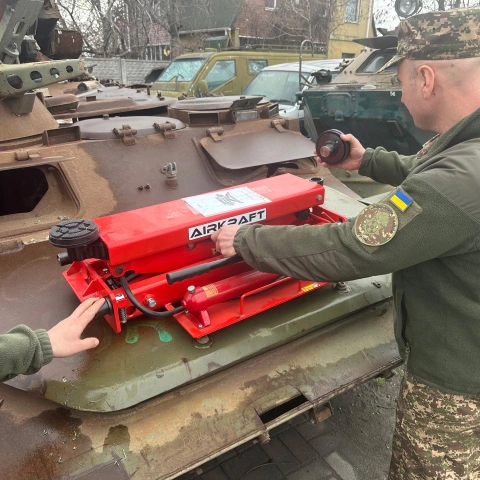 More photos Hydraulic traverse for the 23rd separate public order protection brigade