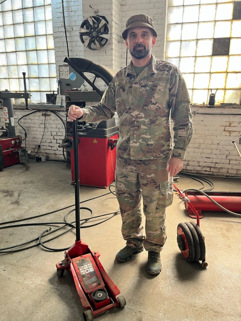 Фото до проекту Rolling jack for the 3rd Army Corps 2