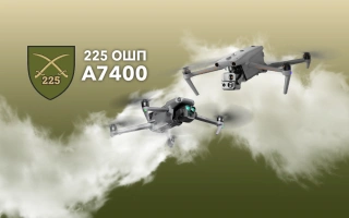 Дивитись фото Дрони DJI Mavic та Autel EVO MAX для 225-го окремого штурмового полку