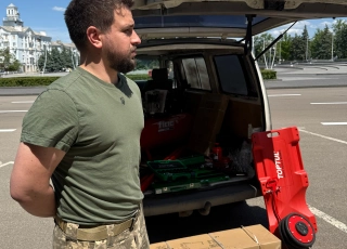Дивитись фото Інструменти та обладнання вже у воїнів 100-ої ОМБр