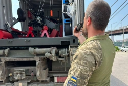 Ще більше фото Передали все необхідне для майстерні Big Locker 61 ОМБр