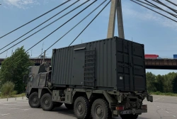 Ще більше фото Передали все необхідне для майстерні Big Locker 61 ОМБр