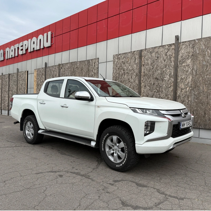 Фото до проекту All-wheel drive pickup truck for the 38th Marine Brigade 3