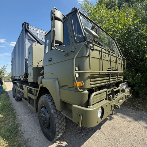 Ще більше фото Вантажівка DAF з системою мультиліфт для 475-го окремого штурмового батальйону "CODE 9.2"