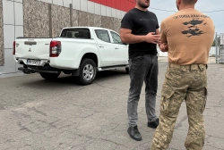 Ще більше фото Передали повнопривідний пікап L200 для воїнів 38-ої ОБрМП