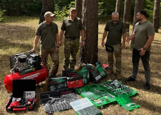 Дивитись фото Інструменти та обладнання вже у 25-го окремого штурмового батальйону