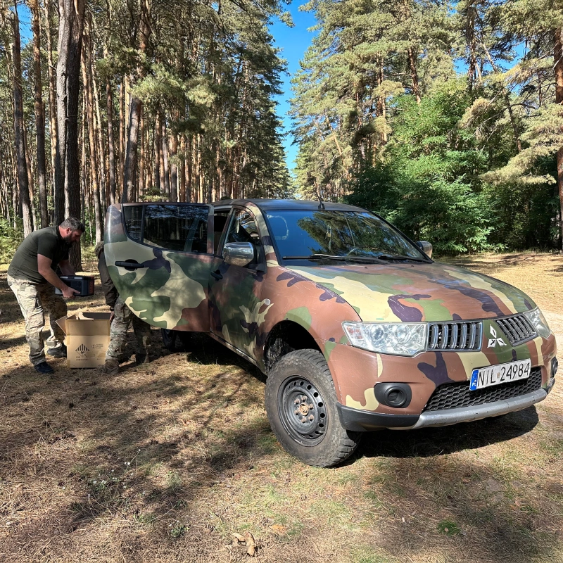 Фото до проекту All-wheel drive pickup truck and charging stations for the 164th Separate Battalion of the 119th OBRTR 4