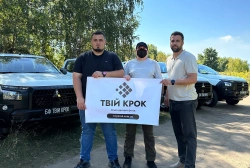 Ще більше фото Передано чотири повнопривідні пікапи для 3-го ОПСП