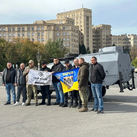 Ще більше фото Мобільна майстерня Locker для 127-ої окремої бригади територіальної оборони