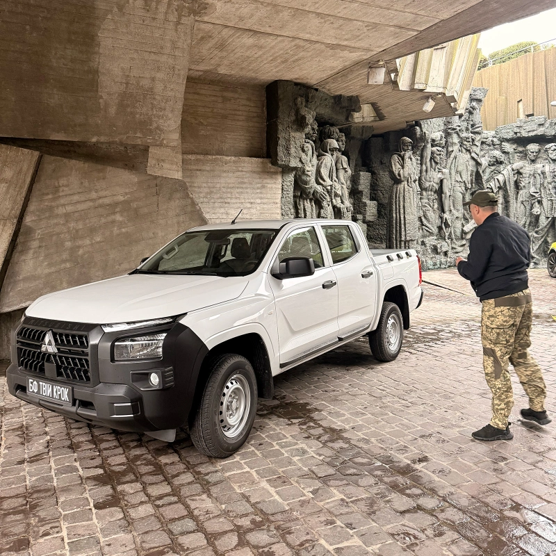 Фото до проекту Повнопривідний пікап для 141-ої окремої механізованої бригади 3