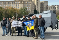 Ще більше фото 127 окрема важка механізована бригада отримала мобільну майстерню Locker!