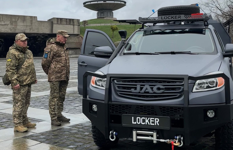 Дивитись фото Підтримка, яка працює! +1 майстерня Locker для 112 окремої бригади Сил ТРО