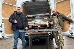 Ще більше фото Передано 23 посилені автомобільні багажники для спецпідрозділу Аратта